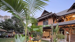 รูปภาพที่ไม่ได้จัดประเภท, 3 จาก 94, ปุ่ม