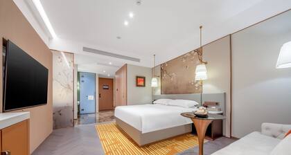 Guo Mao San Li Tun Apartment
