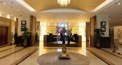 Guo Mao San Li Tun Apartment