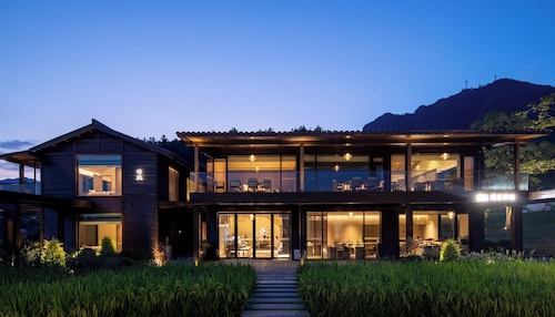 Country Retreats Zhangjiajie Manson Resort