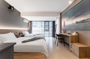 Klassieke Twin kamer | Luxe beddengoed, donzen dekbedden, bedden met traagschuimmatras