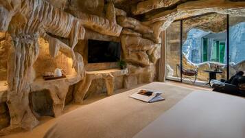 Signature tweepersoonskamer, balkon, uitzicht op bergen | Uitzicht op de bergen