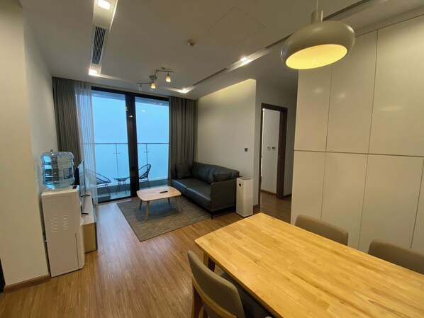 Interior - Luxury 2BR Metropolis – Prime Location, Best Price! (Hà Nội)