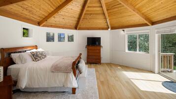 3 slaapkamers, reisbedje, wifi, beddengoed