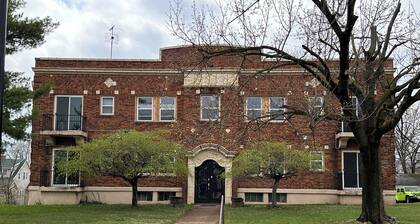Cozy 2-bed 2 bath condo in Dayton with WiFi, AC 3 min to downtown 6 min to UD