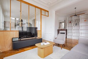 Télévision, chaßne hi-fi