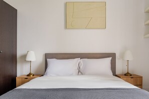 2 makuuhuonetta, silitysrauta/-lauta, Wi-Fi, vuodevaatteet