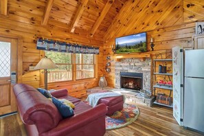 Televisie en een open haard