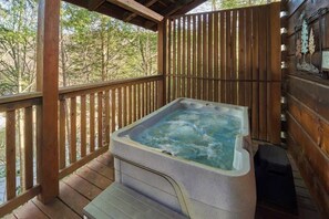屋外スパ浴槽