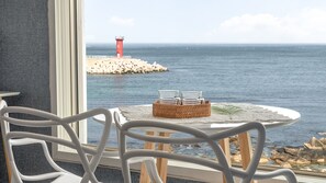 Basic Room, 1 Bedroom (Ocean View 207 (Upon Arrival /BBQ))