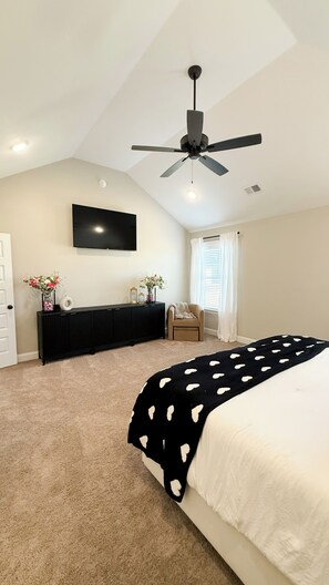3 bedrooms, WiFi, bed sheets