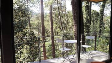 Smart TV de 50 pulgadas con canales por cable y servicios de streaming