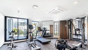 Fitness facility - Aircon City Studio Near Skytower vs Pool Gym Sauna (Auckland)