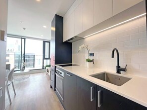 Fridge, microwave, oven, stovetop