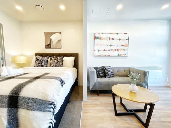 1 bedroom, iron/ironing board, WiFi, bed sheets