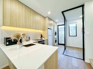 Fridge, microwave, oven, stovetop