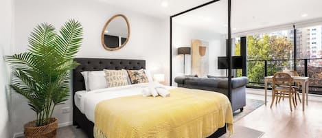 1 bedroom, iron/ironing board, WiFi, bed sheets