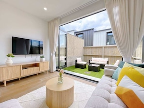 TV, offices