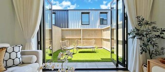 Rare Retreat Stylish 2BR Townhouse vs AC & Parking