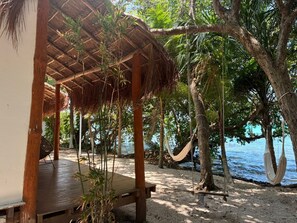 Family Bungalow, Lagoon View | 1 bedroom, in-room safe, free WiFi, bed sheets - Casa Lua by Ambar (Bacalar)
