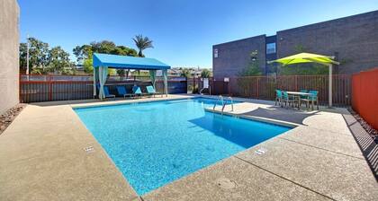 Centrally Located Apartment in Phoenix. Pool| Hiking| Family Friendly