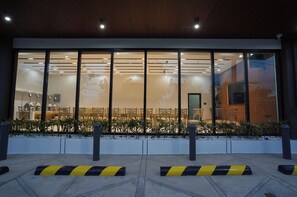 Restaurant - Gonzales Hotel (Cauayan)