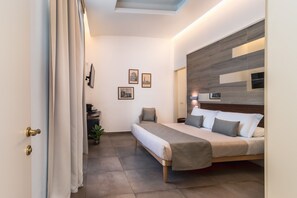 1 bedroom, bed sheets - Suite with hot tub in Palazzo San Lazzaro - Lecce Selection (Lecce)