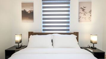 1 habitación, tabla de planchar con plancha, wifi gratis y ropa de cama