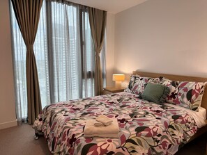 2 chambres, fer et planche à repasser, Wi-Fi gratuit, draps fournis