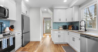 4-bedroom house in Windham - Pet Friendly - Thread City Family Escape