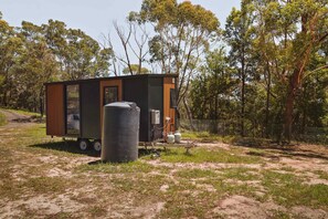 Property grounds - Maroota Greens JOY by Tiny Away (Maroota)