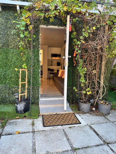 Tiny Tropical Retreat Miami