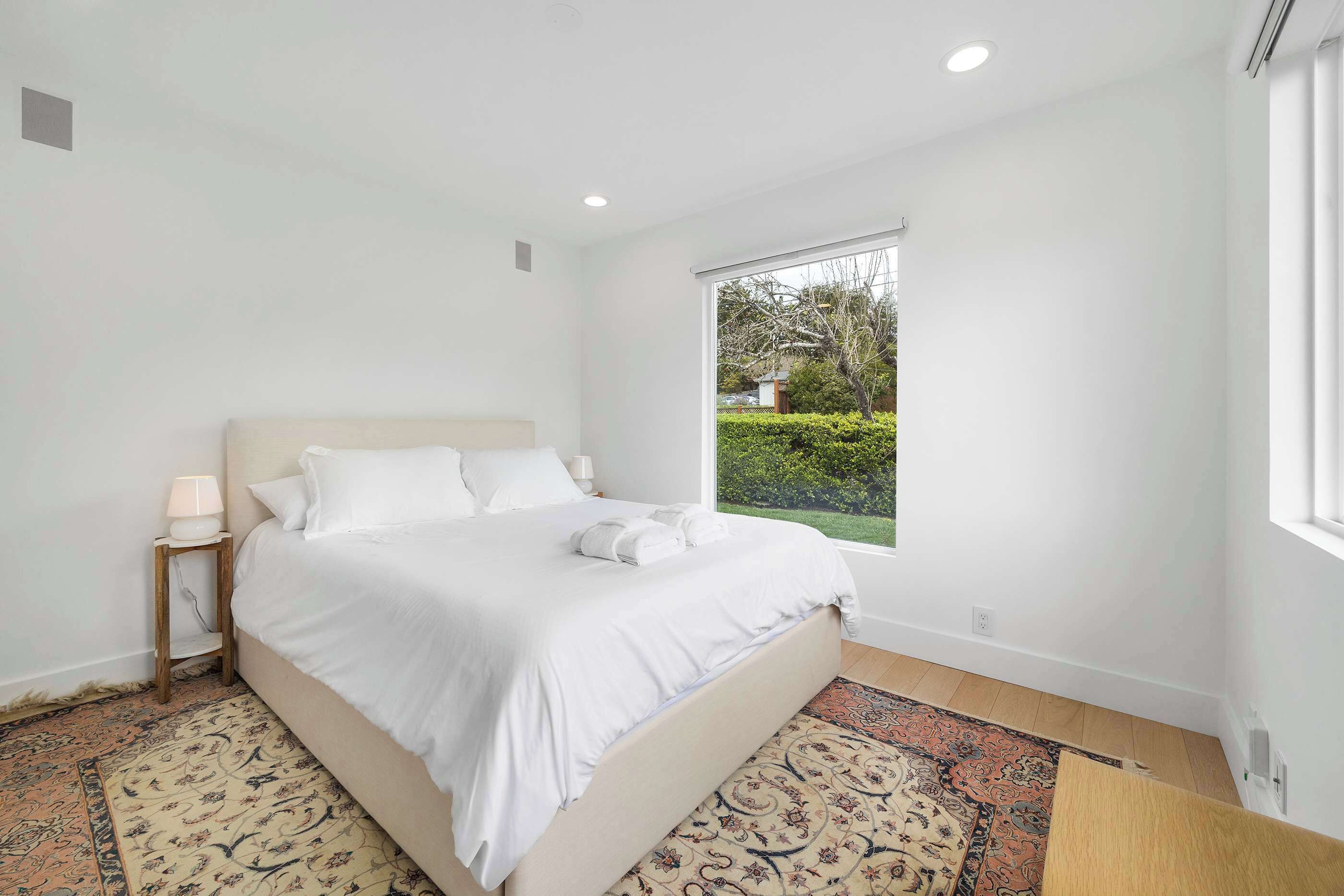 3 chambres, lit parapluie, Wi-Fi, draps fournis