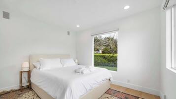 3 chambres, lit parapluie, Wi-Fi, draps fournis