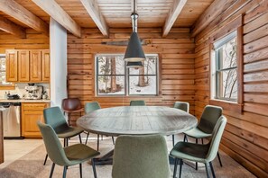 Dining - Mountain Escape with Hot Tub and Lounge Area (Breckenridge)