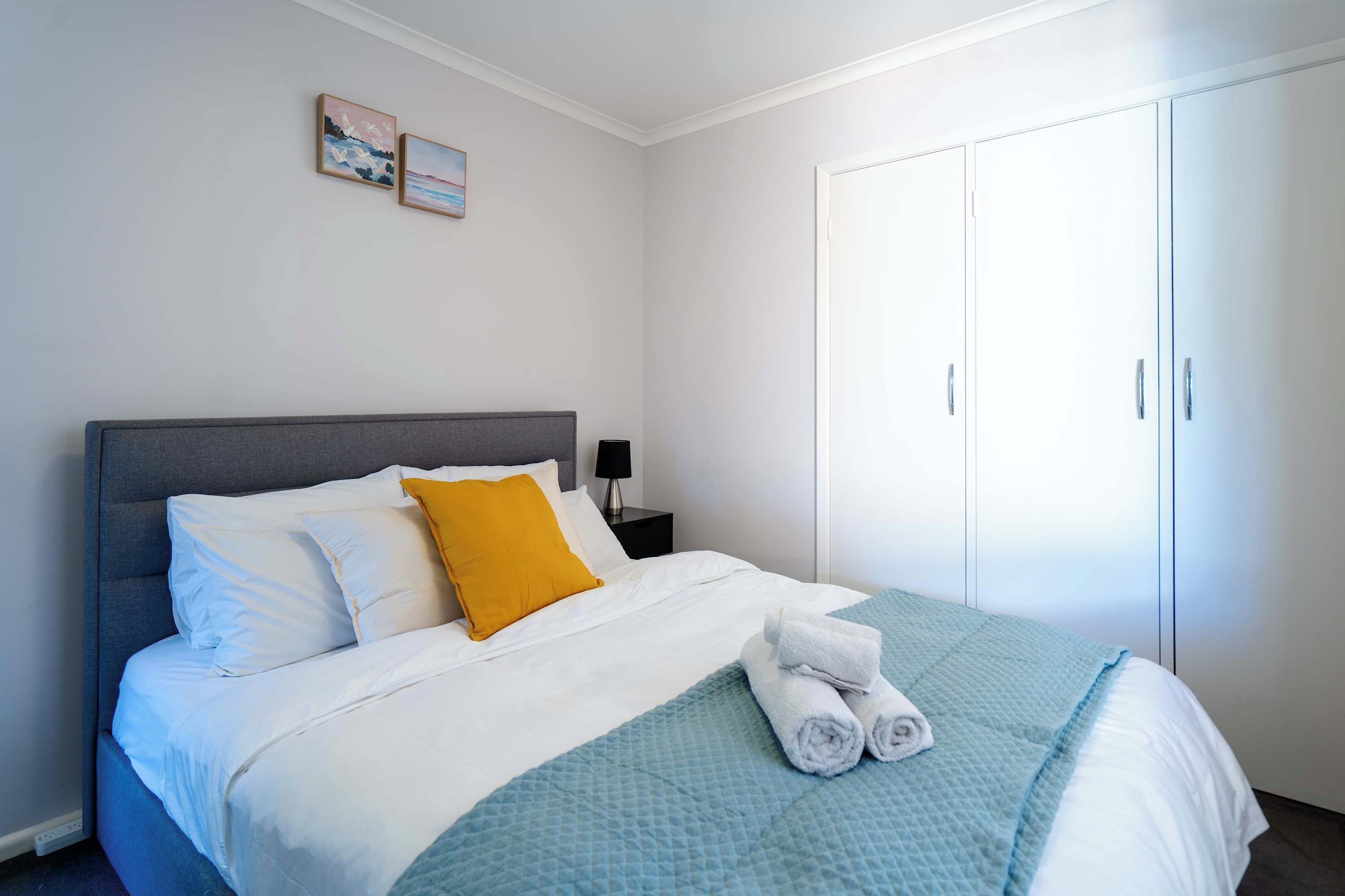 2 soverom, strykejern/-brett, wi-fi og sengetøy