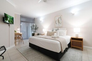 3 chambres, fer et planche à repasser, accès Internet, draps fournis