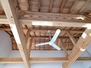 Vil·la de luxe | 2 dormitoris, espai de treball apte per a portàtils i wifi gratuïta