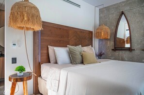 1 bedroom, in-room safe, desk, iron/ironing board