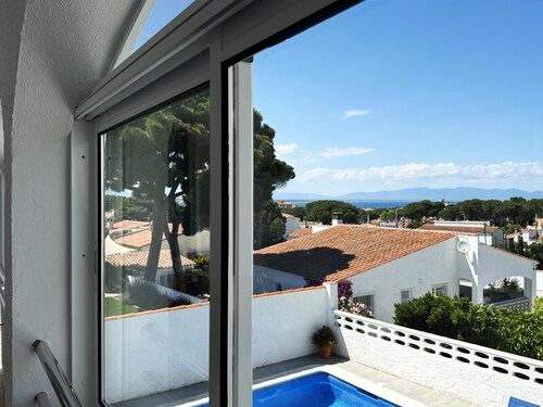 Gemütliches Haus mit privatem Pool, WLAN und Grill