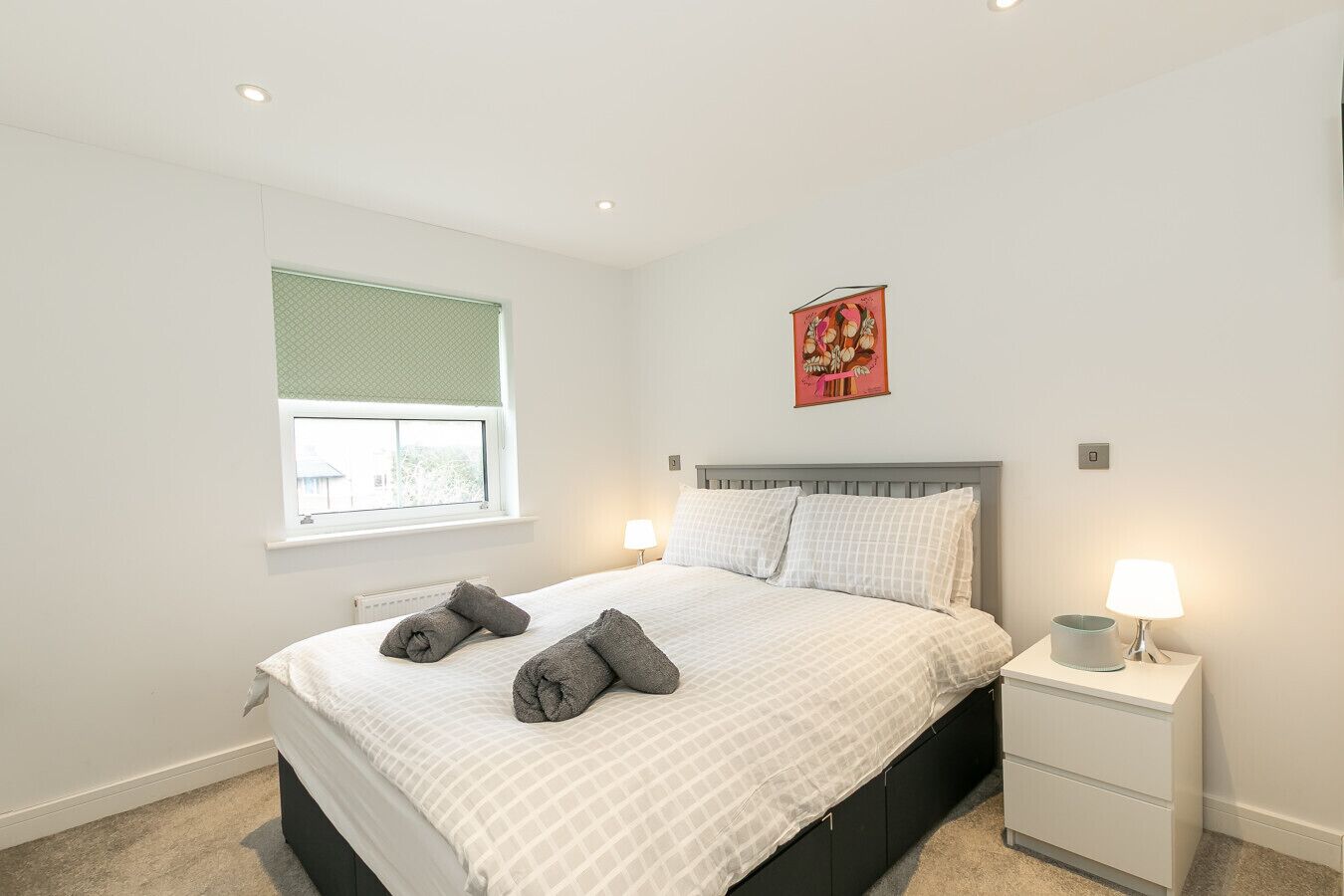 3 bedrooms, desk, iron/ironing board, travel cot