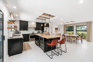 Fridge, microwave, oven, stovetop - New! Stunning, Serene Waterfront Home; Pool & Spa, Wifi & More ~Centrally Located to Island Hotspots (Marco Island)