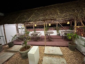 Restaurant - KALOS HOTEL (Tirukalukundram)