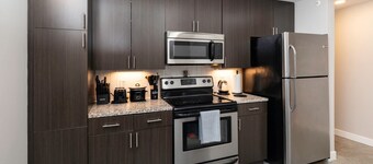 Stylish Urban Loft | 2BR/2BA - Heart of Downtown!