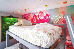 3 bedrooms, iron/ironing board, travel cot, WiFi