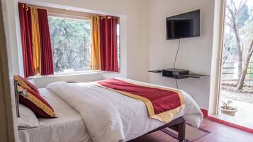 Deluxe Double Room | Free WiFi
