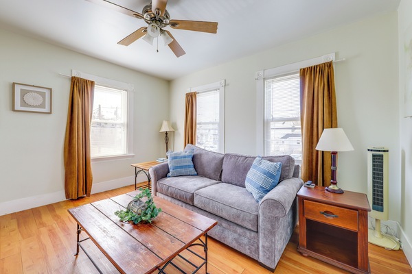 Old Orchard Beach Vacation Rental | 2BR | 1BA | 700 Sq Ft | Stairs Required
