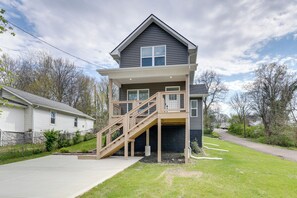 Exterior - 3 Mi to UTK: Newly Built SoKno Home! (Knoxville)
