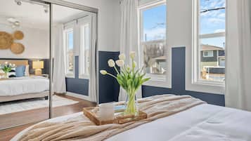 3 bedrooms, iron/ironing board, travel cot, WiFi