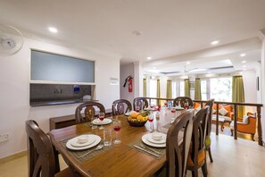 Dining room - Alaya Stays Captains Nest 3 BHK Retreat With Garden & Scenic Views (Kasauli)